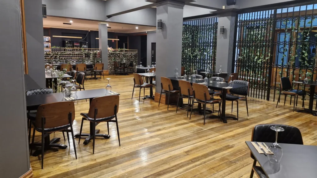 Ember & Vines dining
